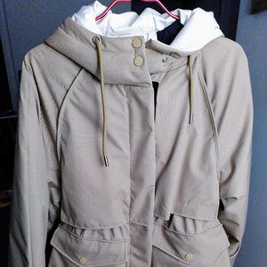 Light camel puffer jacket